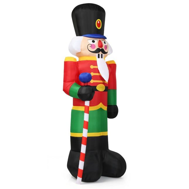 2,4 m hoher aufblasbarer Weihnachts-Nussknacker-Soldat mit 3 LED-Lichtern und bunten Zuckerstangen