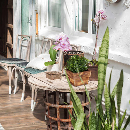 3x pots de fleurs carrés en bois
