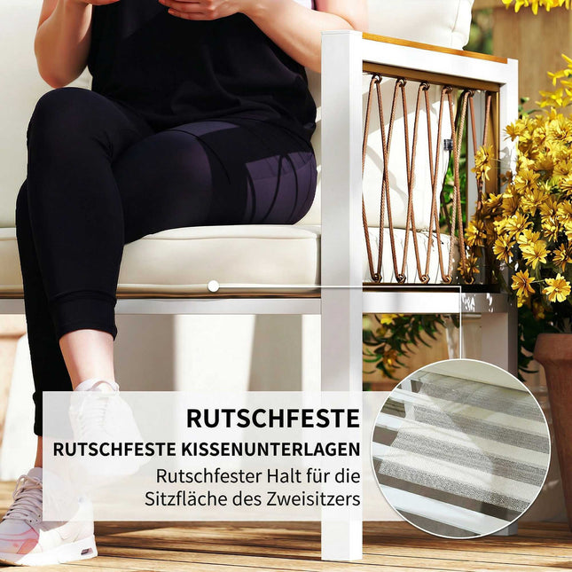 4-teiliges Rattan-Loungeset für den Außenbereich mit Kissen