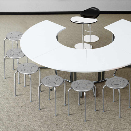 6er-Pack stapelbare Metallhocker im Gänseblümchen-Design – Grau