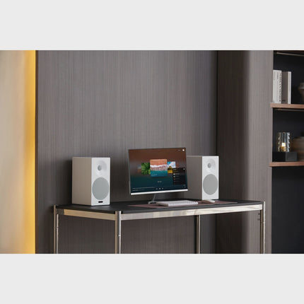 Aktive Bluetooth Regallautsprecher mit HDMI, Weiß