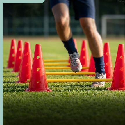Agility-Hürdenset mit 12 Kegeln und 6 verstellbaren Stangen
