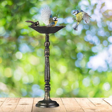 Antikes Vogelbad aus Gusseisen