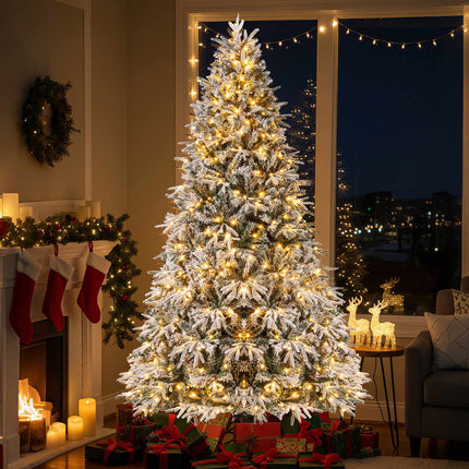 Künstlicher Weihnachtsbaum 270 cm, beschneit, 600 LED