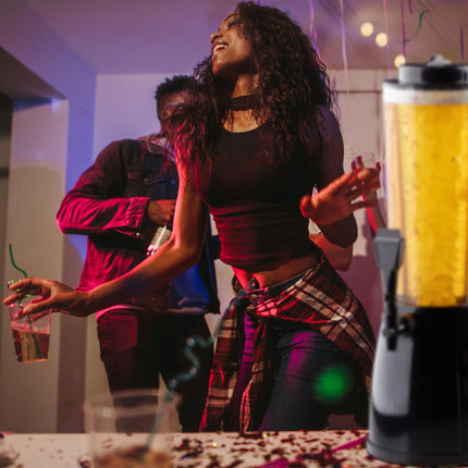 Biersäule mit 20 Bierkrügen