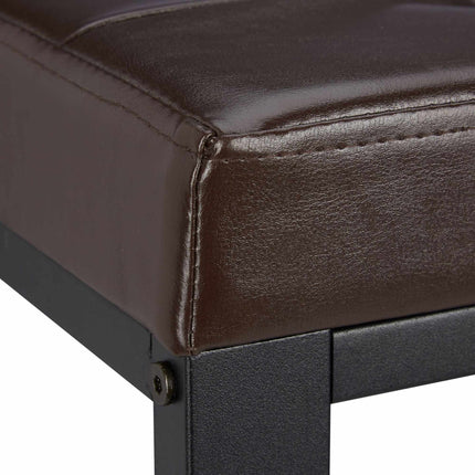 Bank mit Schuhablage und Hocker