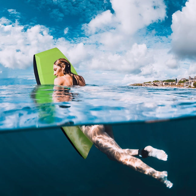 Bodyboard lightweight swimming board with EPS core & XPE surface for the beach for children & adults 105cm green