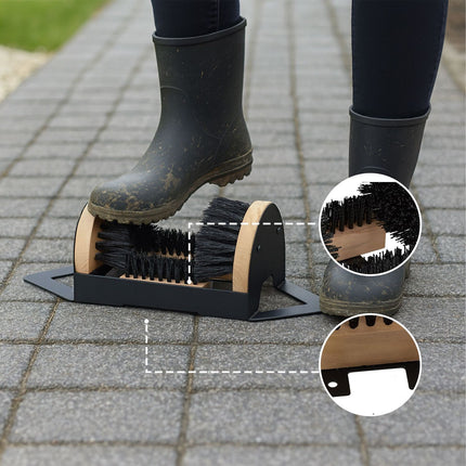 Nettoyeur de bottes avec brosses périphériques et repose-pieds