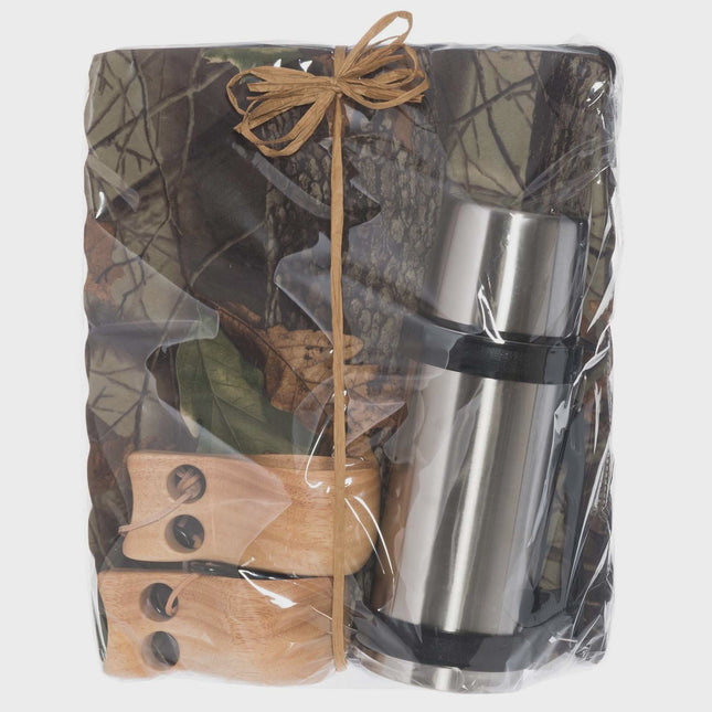 Camping-Set mit Thermoskanne, Holzbechern, Isomatten