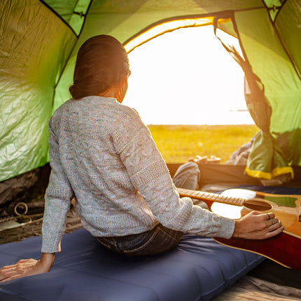Camping-Luftmatratze – Wasserabweisend mit Fußpumpe