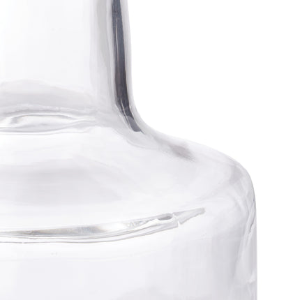 Karaffe mit Glas