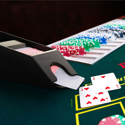 Porte-cartes avec 4 jeux de cartes