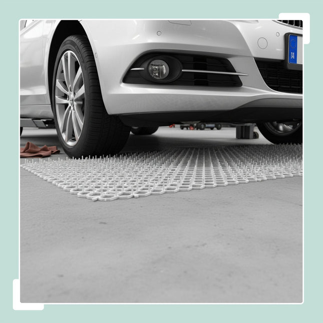 Tapis à picots anti-chats pour la protection du jardin et de la voiture