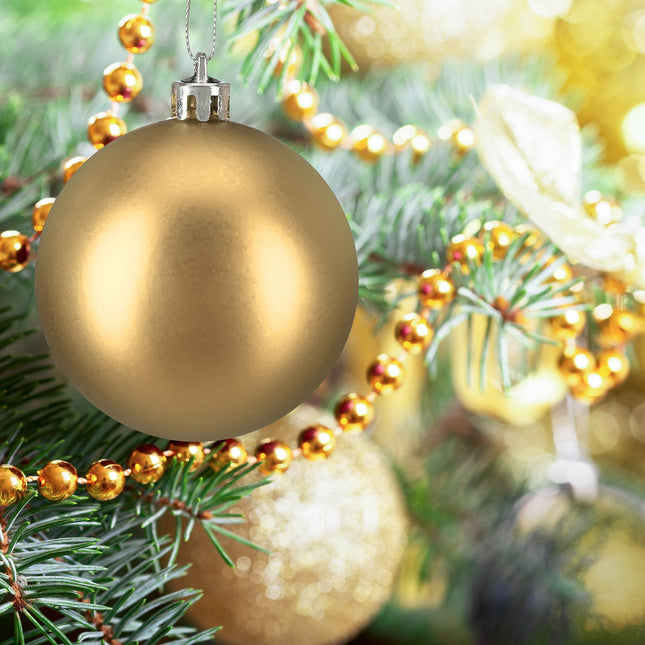 Ensemble de boules de Noël, rouges et dorées, différentes tailles