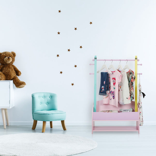 Cintre pour enfants avec étagères