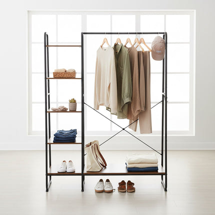 Porte-manteau avec étagère à chaussures, structure en métal, étagères en bois