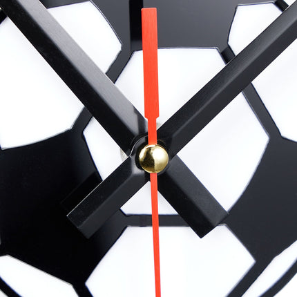 DIY Wanduhr "Fußball