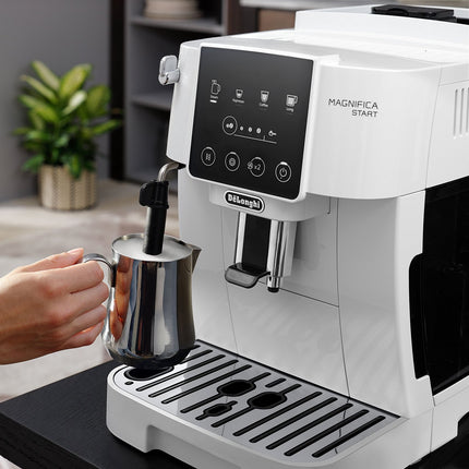 Machine à expresso entièrement automatique De'Longhi Magnifica Start, 15 bars