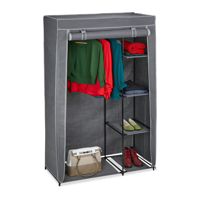 Stoffgarderobe mit Kleiderstange
