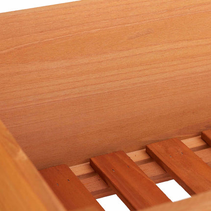 Table à fleurs en bois clair