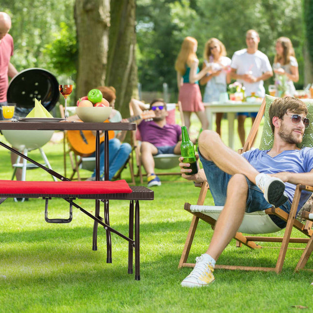 Table de jardin pliante aspect bois