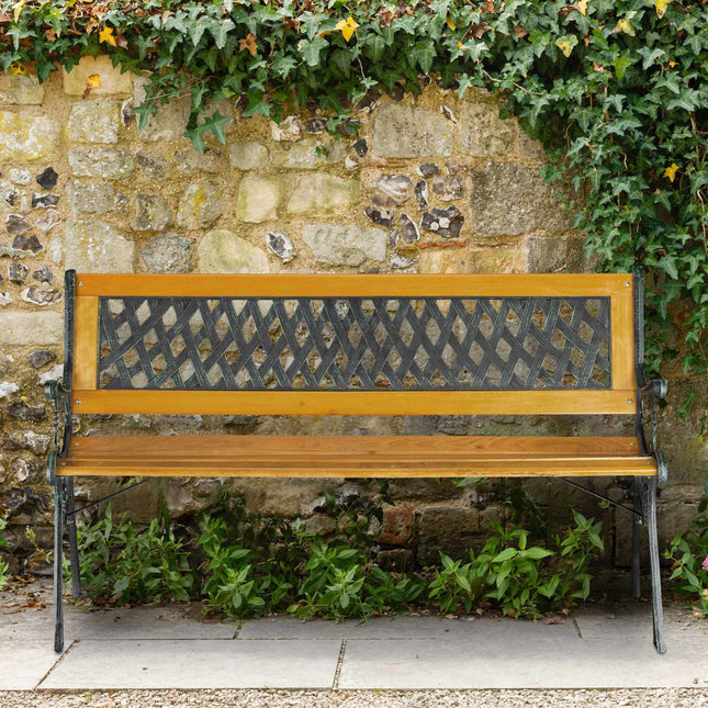 Gartenbank aus Holz und Gusseisen