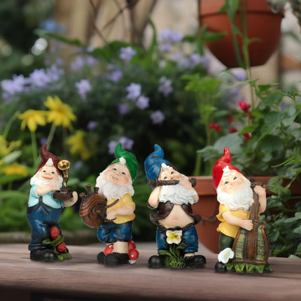Ensemble de nains de jardin avec 4 musiciens