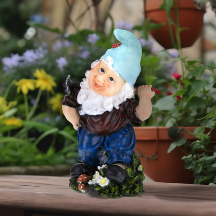 Nain de jardin avec pioche