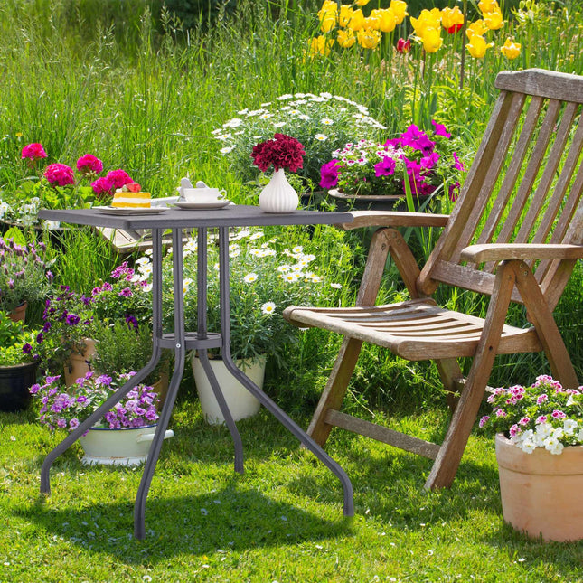 Table de jardin aspect bois gris
