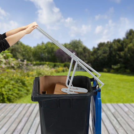 Compacteur de déchets gris pour la poubelle