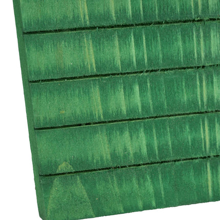 Grüner Fledermauskasten aus Holz