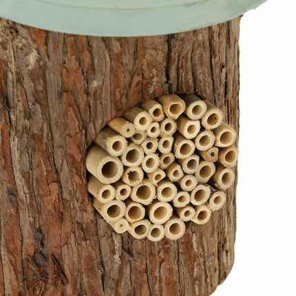 Hôtel à insectes pour abeilles