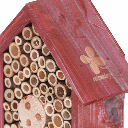 Insektenhotel für Wildbienen in Rot