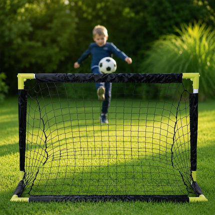 But de football pour enfants à assembler facilement, avec ballon et sac.