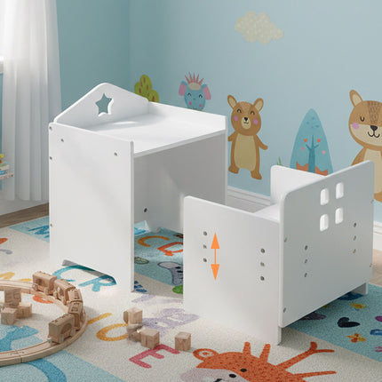 Ensemble table et chaises pour enfants avec surface tableau noir