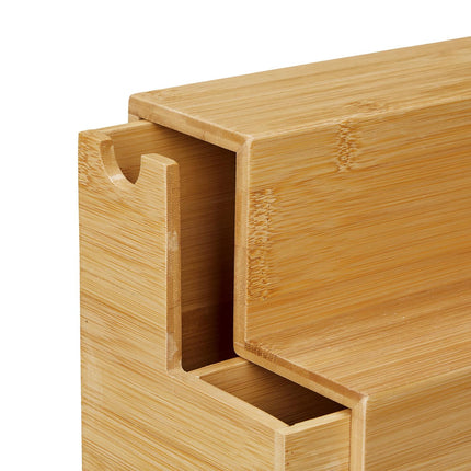 Organisation de cuisine avec compartiment coulissant