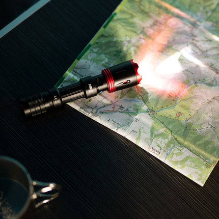 Lampe torche LED 1000 LM - Compacte, haute luminosité