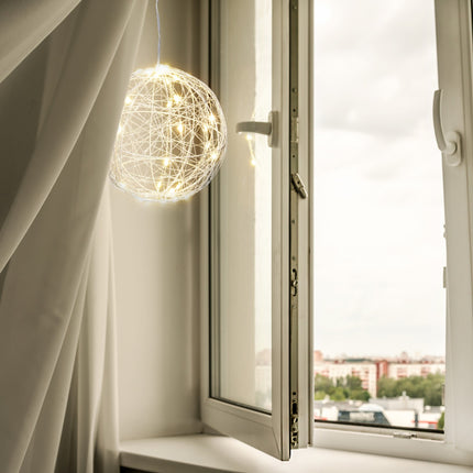 Boule décorative LED 15 cm