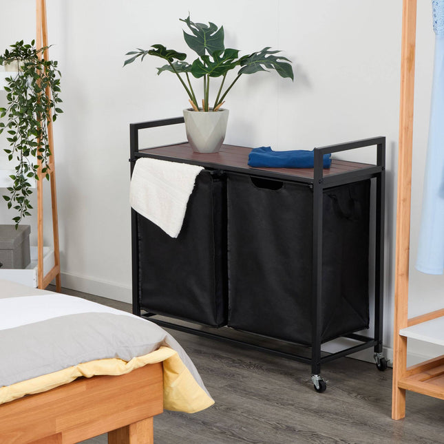 Support pour panier à linge avec étagère