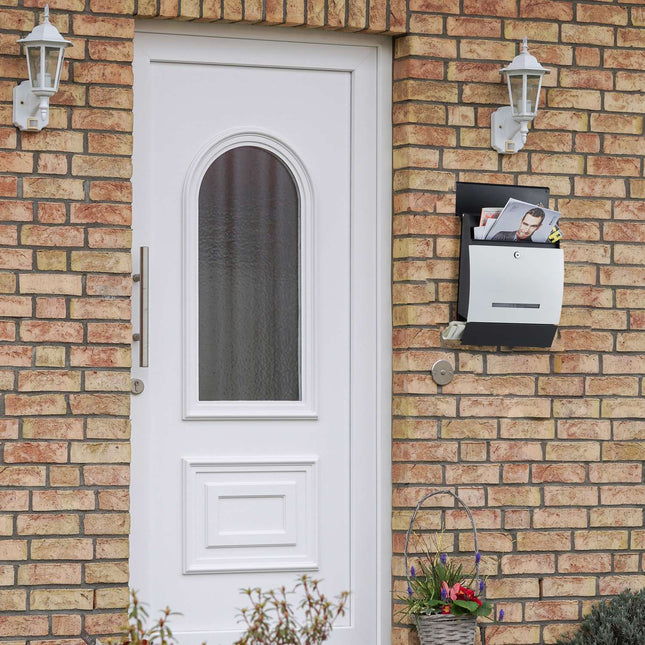 Boîte aux lettres avec porte-journaux