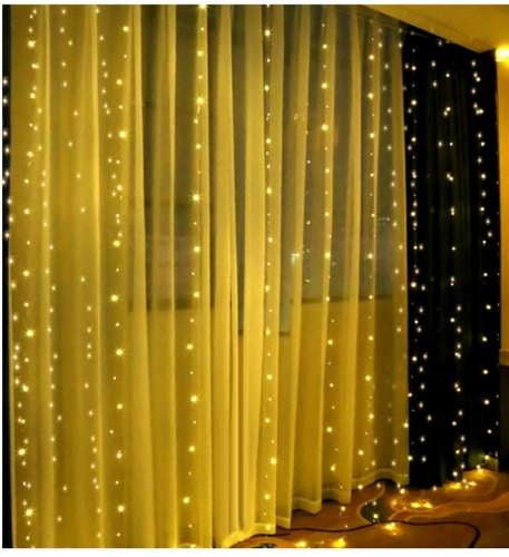 Rideau lumineux 300LED - blanc chaud 31V KŚ11332
