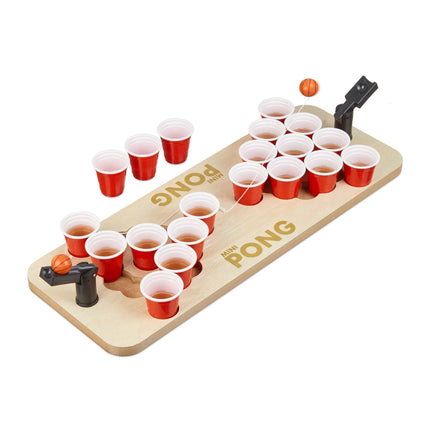 Mini Beer Pong avec des gobelets rouges