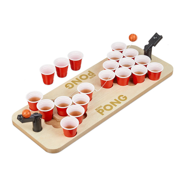 Mini Beer Pong avec des gobelets rouges