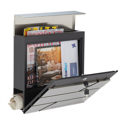 Moderner Briefkasten mit Zeitungsfach