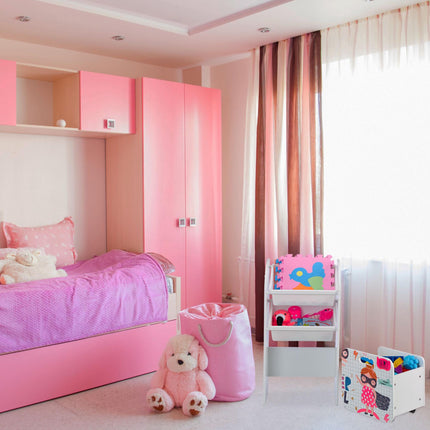 Étagère étroite pour enfants avec motif héros