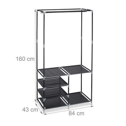 Armoire ouverte avec étagère à chaussures