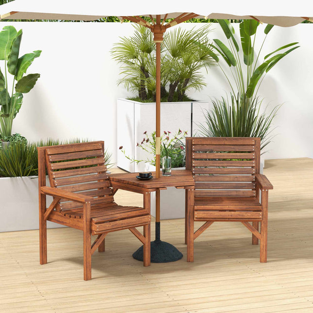 Ensemble de balcon extérieur en bois avec table et trou pour parasol, comprenant une table et un parasol.