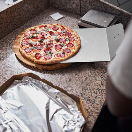 Pelle à pizza avec manche en bois