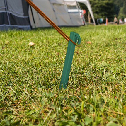 Jeu de 32 chevilles en plastique