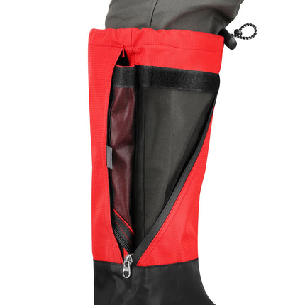 Roter Campingstuhl mit Stahlrahmen